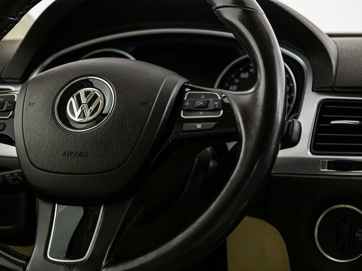 Купить Volkswagen Touareg, 2011, 291 575 км, фото №15