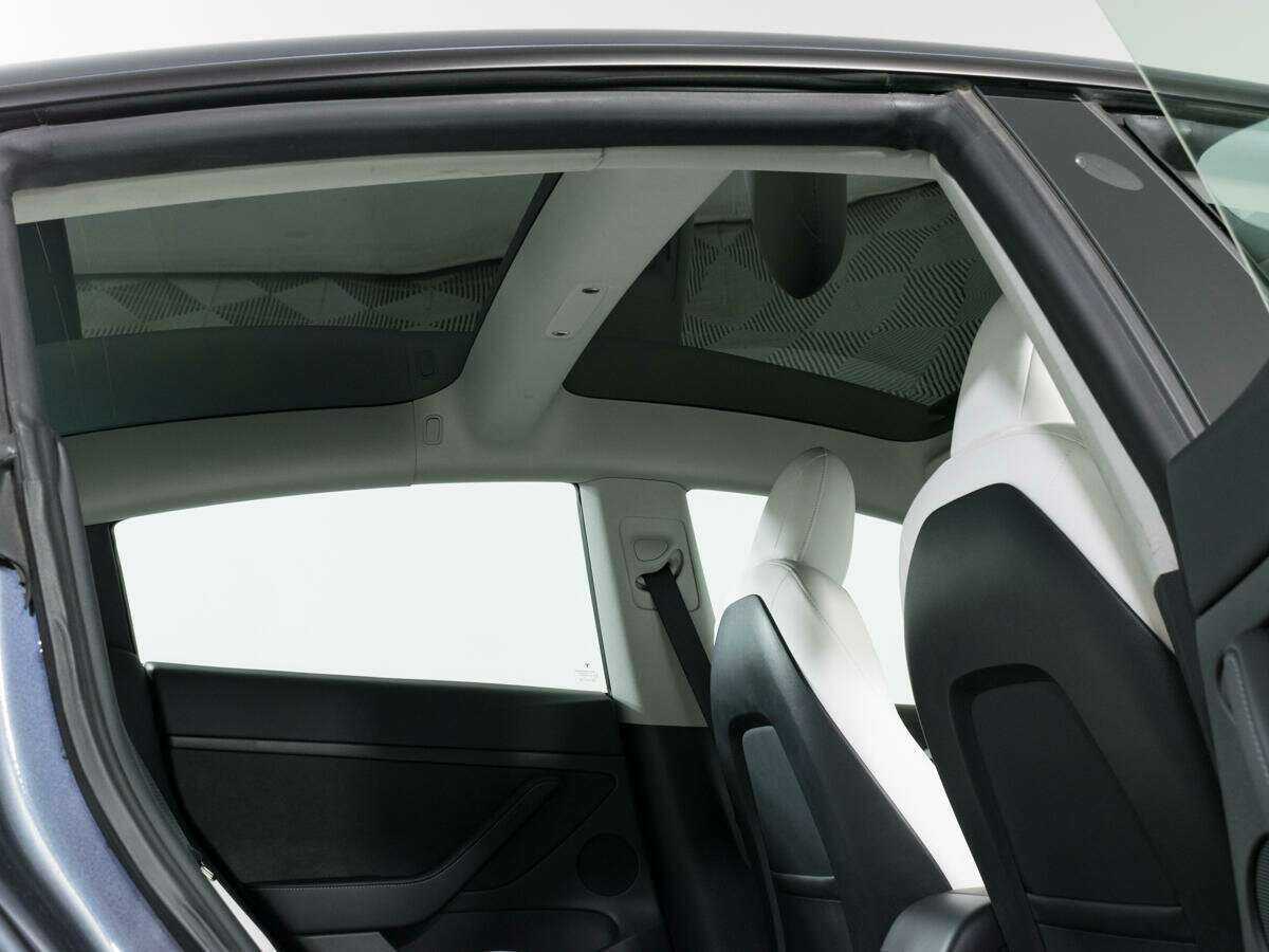 Купить Tesla Model 3 Performance, 2022, 5 001 км, фото №12