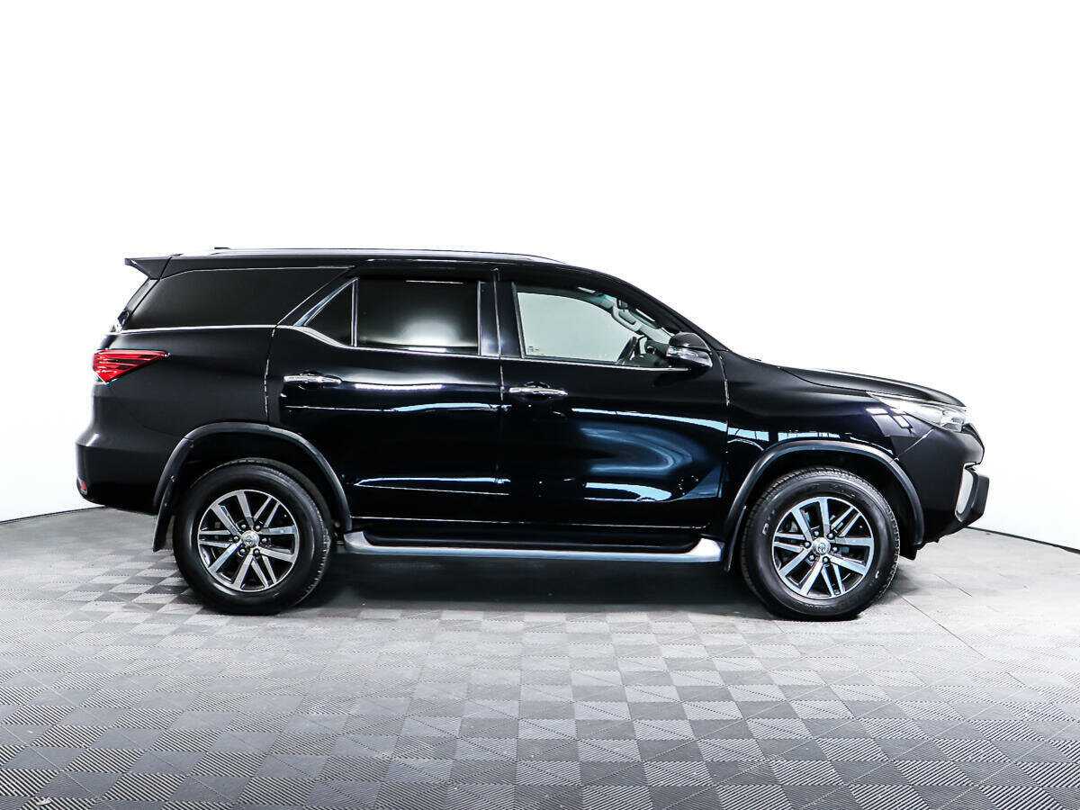 Купить Toyota Fortuner, 2017, 134 060 км, фото №4
