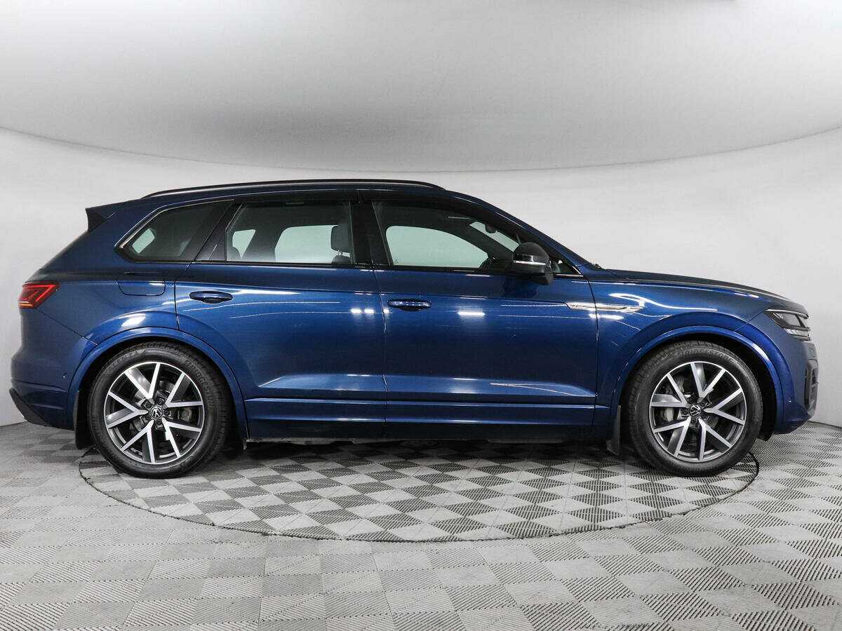 Купить Volkswagen Touareg, 2021, 108 611 км, фото №4