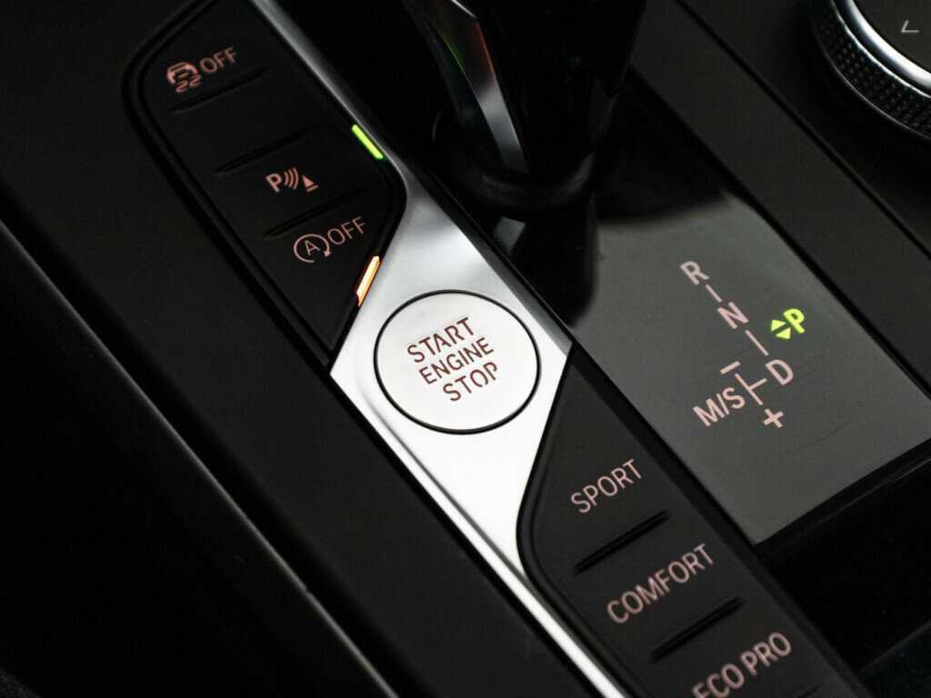 Купить BMW 1 серии 120d xDrive, 2019, 140 424 км, фото №15