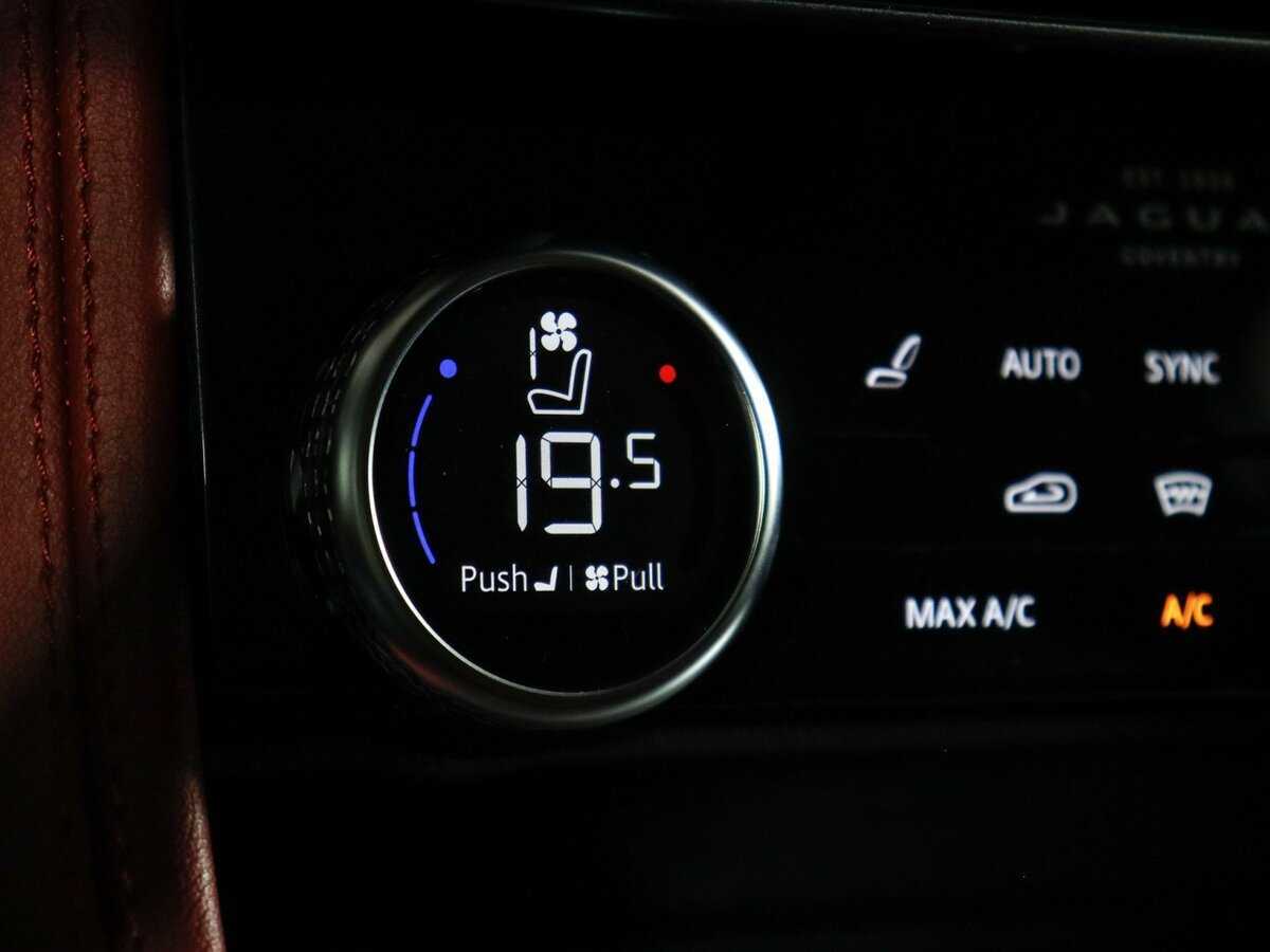 Купить Jaguar F-Pace, 2021, 12 968 км, фото №31