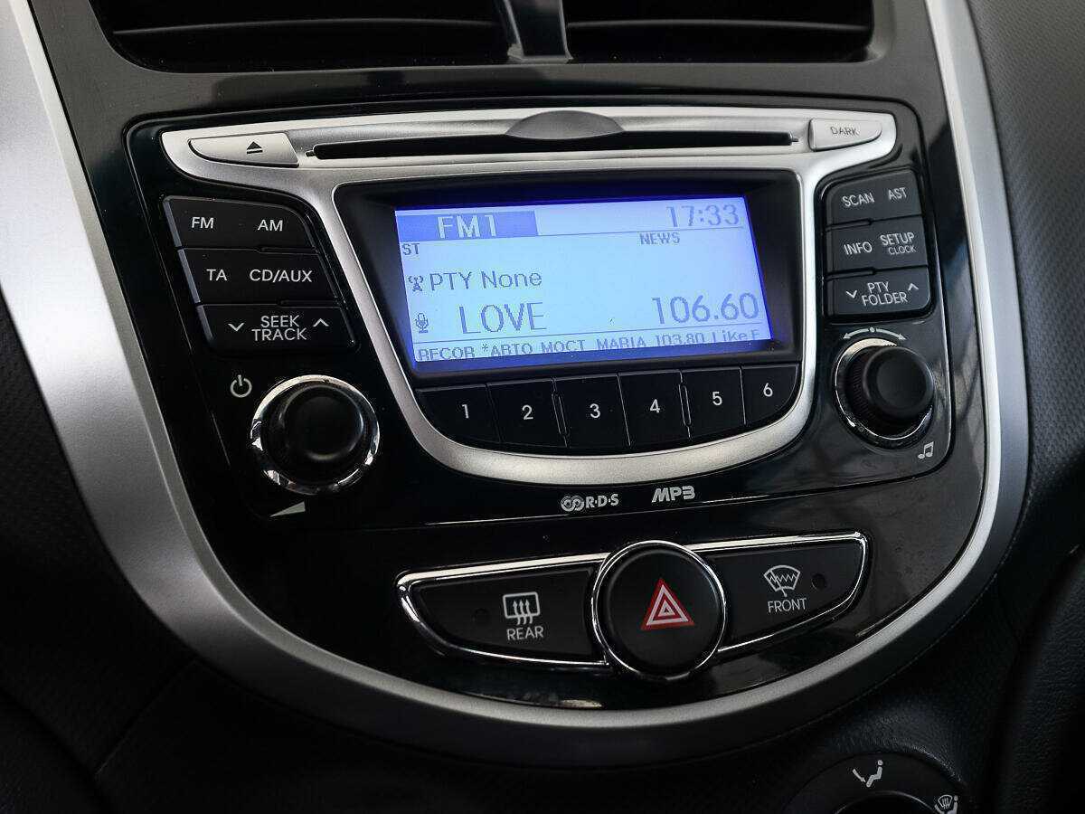 Купить Hyundai Solaris, 2012, 108 313 км, фото №15