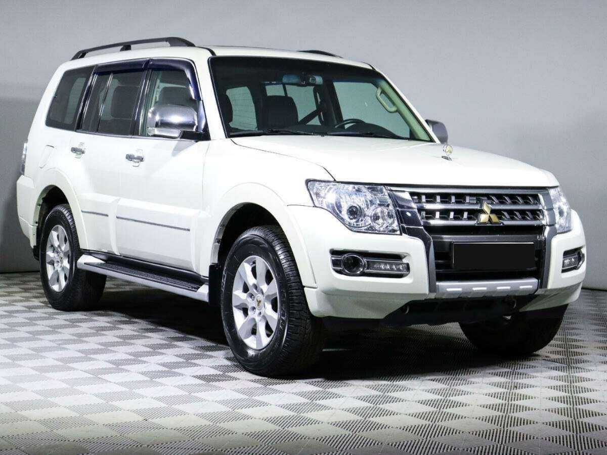 Купить Mitsubishi Pajero, 2021, 29 010 км, фото №3