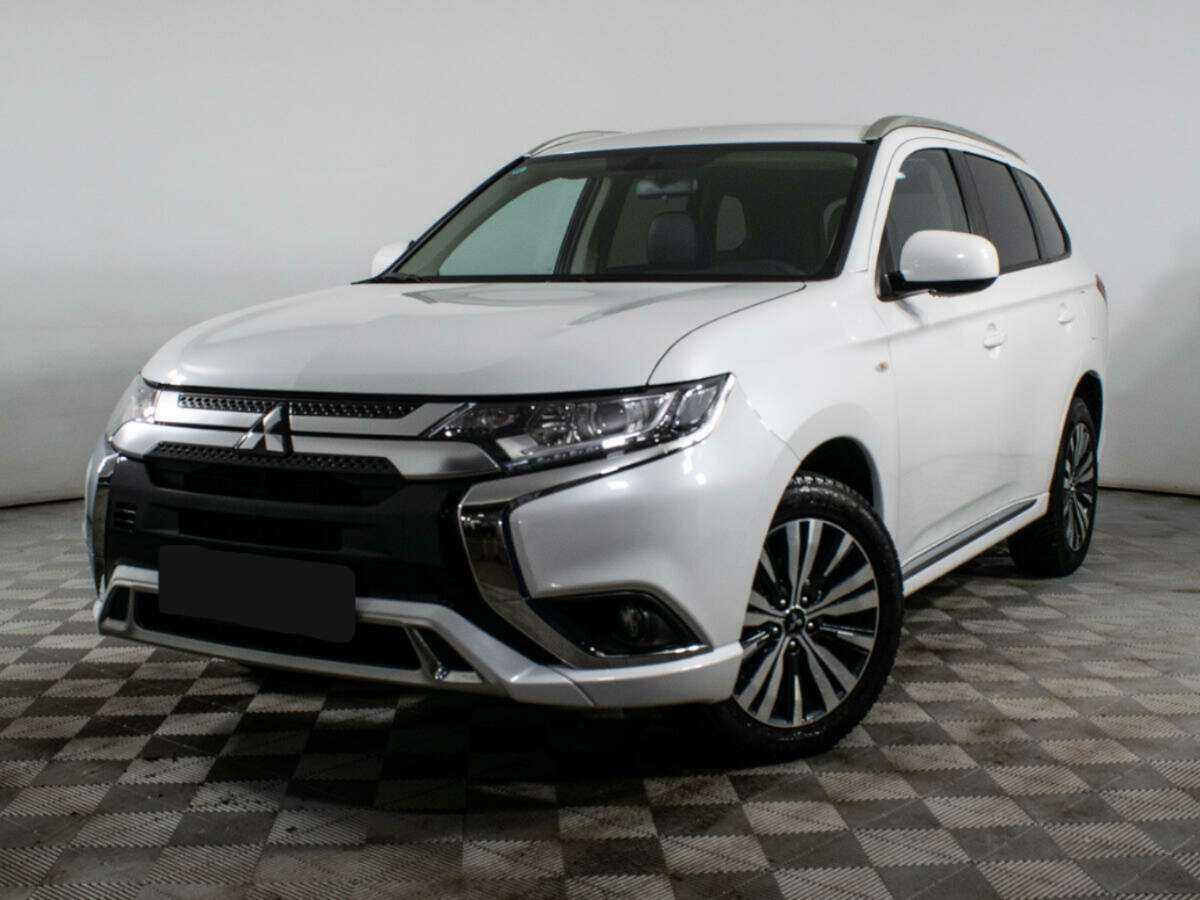 Купить Mitsubishi Outlander, 2022, 14 500 км, фото №1