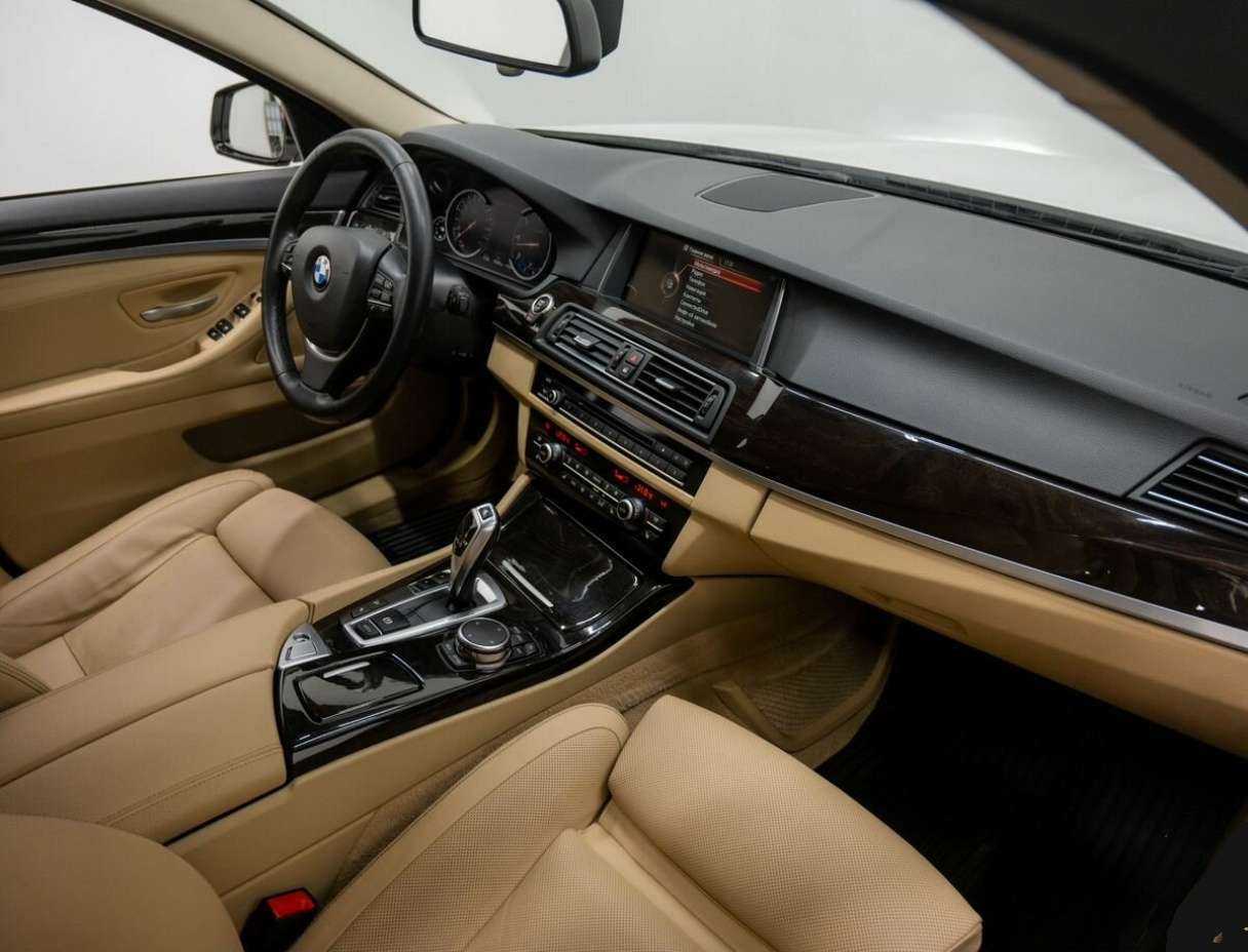 Купить BMW 5 серии 530d xDrive, 2015, 78 182 км, фото №6