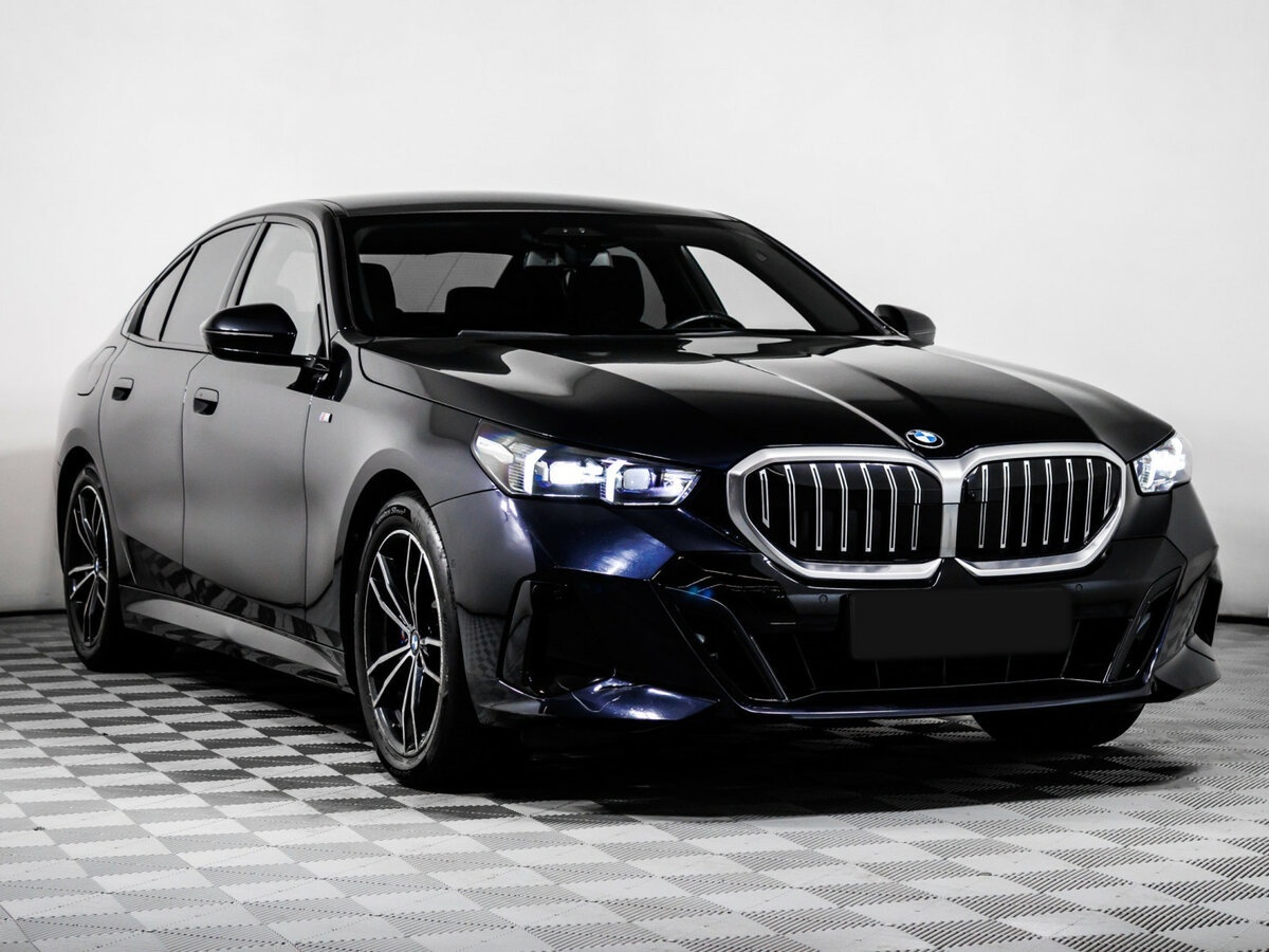 Купить BMW 5 серии 520d VIII (G60/G61/G68), 2023, 30 000 км, фото №3