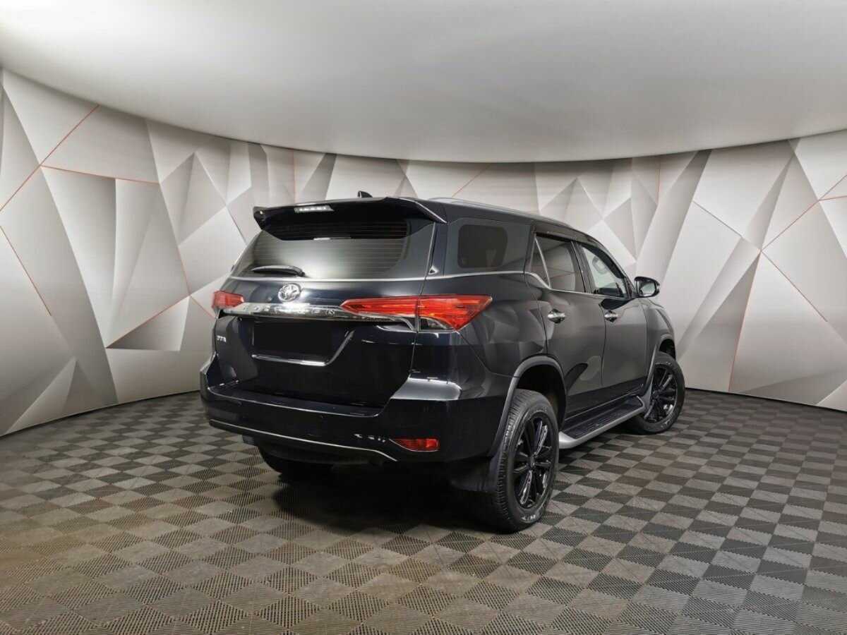 Купить Toyota Fortuner, 2019, 46 083 км, фото №2