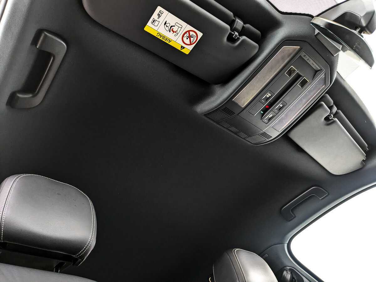 Купить Volkswagen Touareg, 2019, 107 513 км, фото №20
