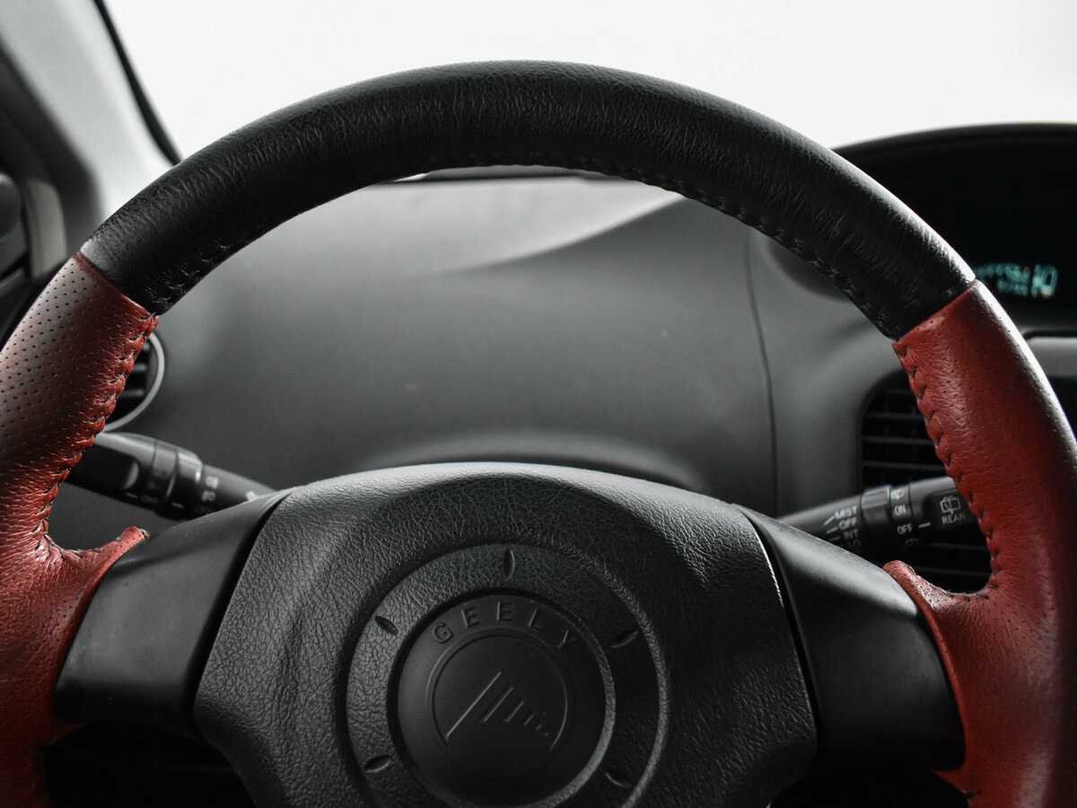 Купить Geely MK Cross, 2012, 91 755 км, фото №18