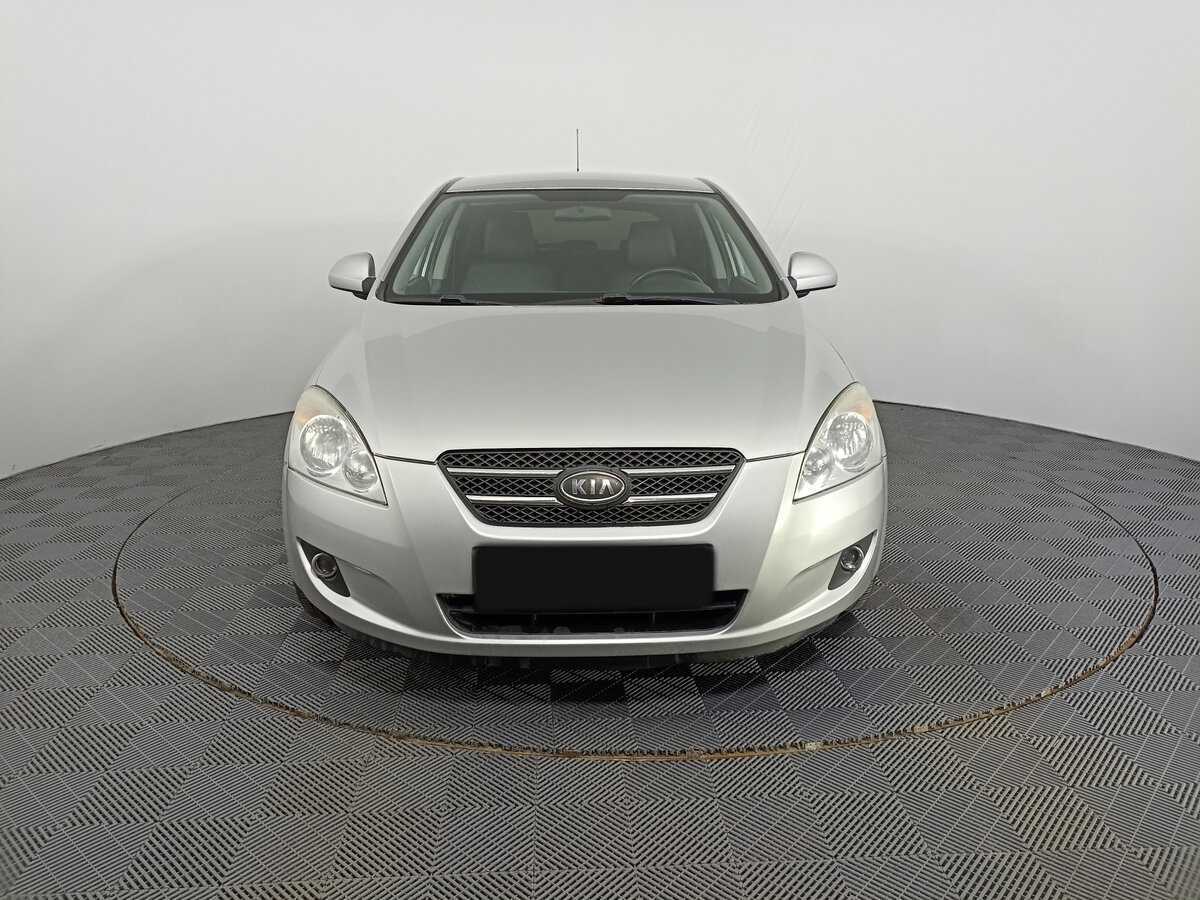 Купить Kia Ceed, 2009, 210 041 км, фото №2