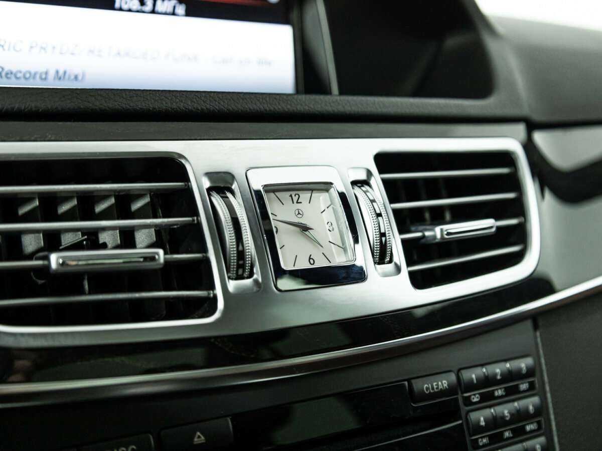 Купить Mercedes-Benz E-Класс 300 IV (W212, S212, C207) Рестайлинг, 2013, 135 320 км, фото №18