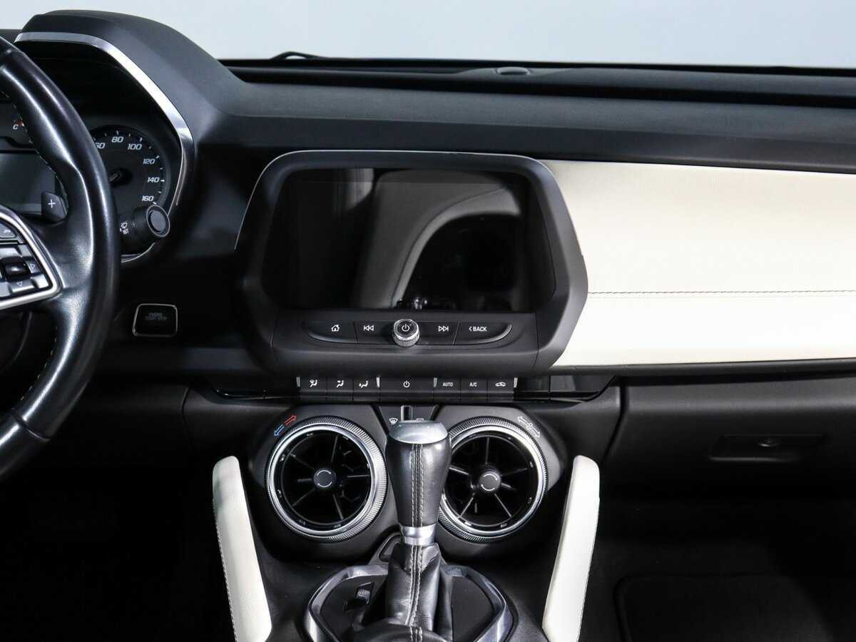 Купить Chevrolet Camaro SS, 2020, 37 612 км, фото №10