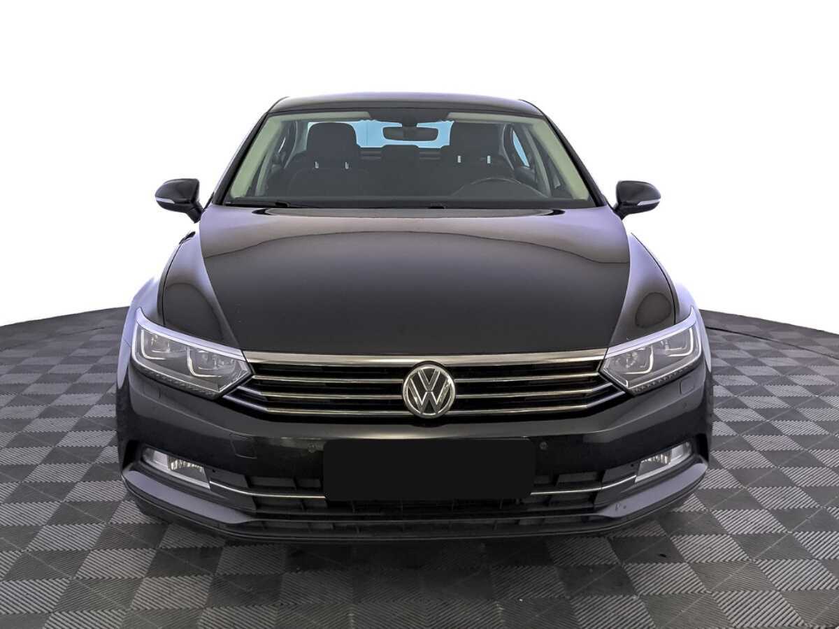 Купить Volkswagen Passat, 2018, 108 936 км, фото №2