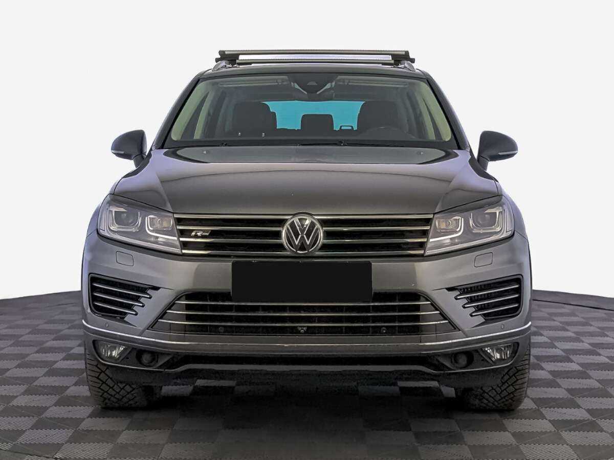 Купить Volkswagen Touareg, 2017, 132 764 км, фото №2