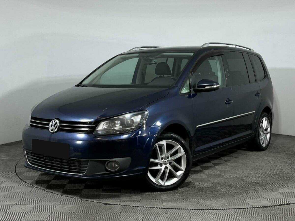 Купить Volkswagen Touran, 2012, 151 846 км, фото №1