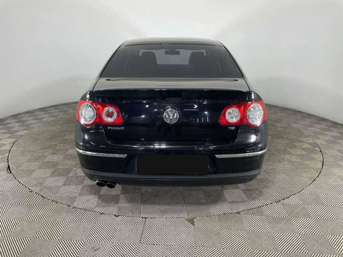 Купить Volkswagen Passat, 2010, 186 108 км, фото №3