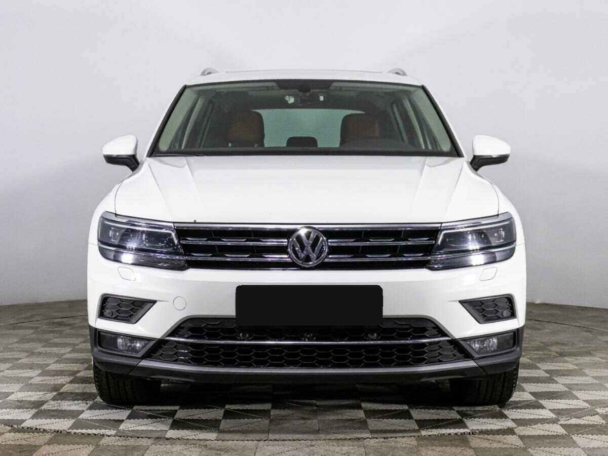 Купить Volkswagen Tiguan, 2017, 77 591 км, фото №2