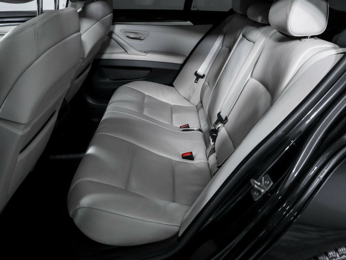 Купить BMW 5 серии 528i xDrive VI (F10/F11/F07), 2011, 208 224 км, фото №7