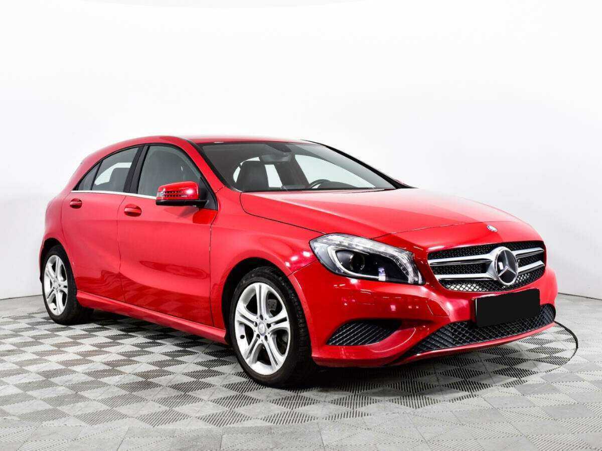 Купить Mercedes-Benz A-Класс 180, 2013, 136 676 км, фото №3