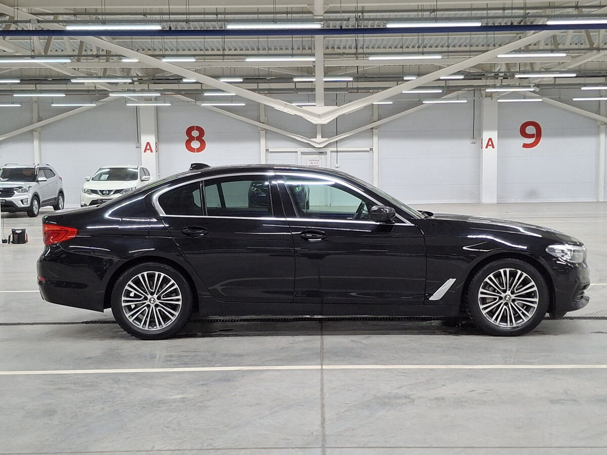 Купить BMW 5 серии 530i xDrive VII (G30/G31/G38), 2019, 116 501 км, фото №4