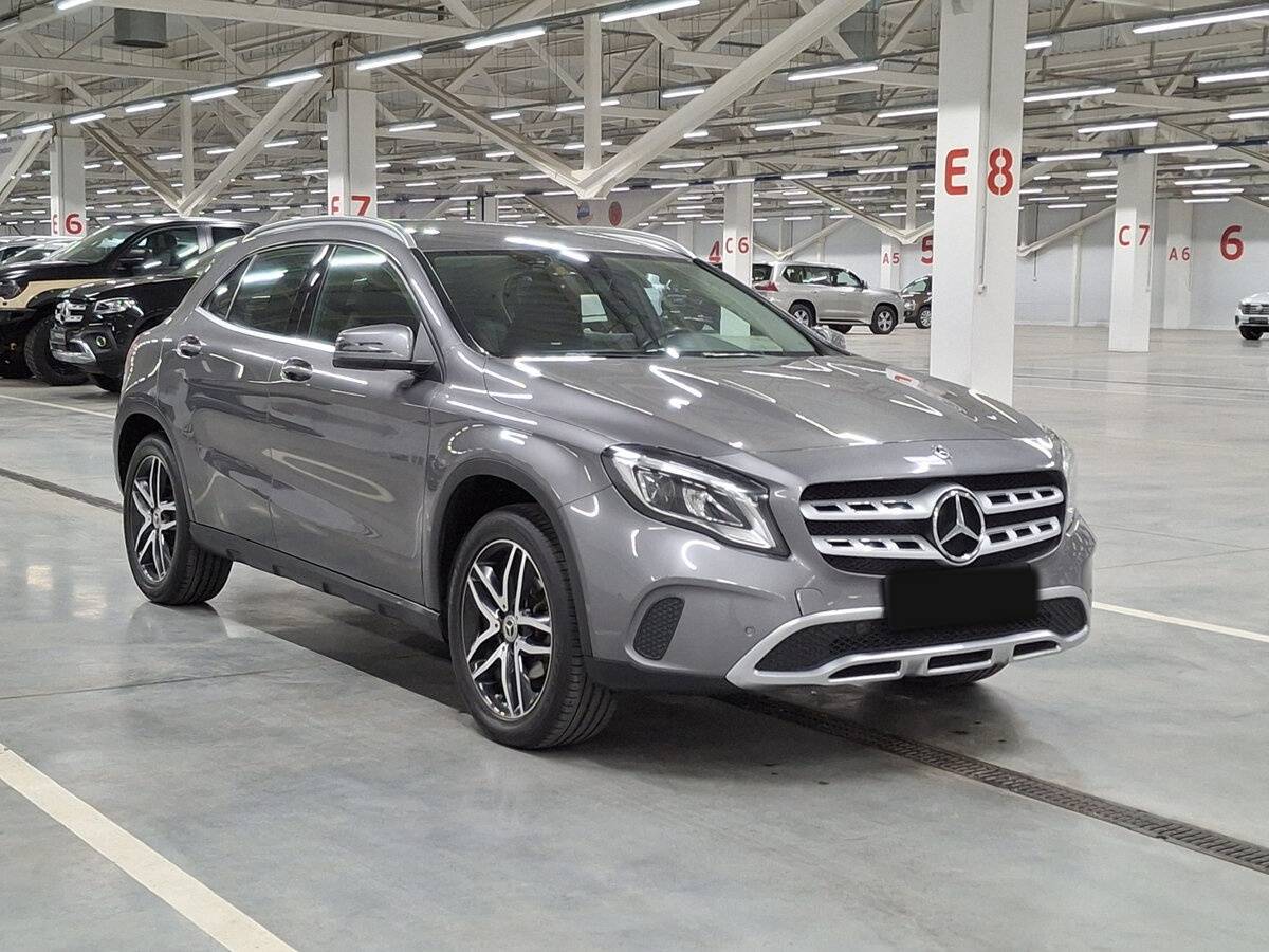 Купить Mercedes-Benz GLA 200 I (X156) Рестайлинг, 2018, 199 891 км, фото №3