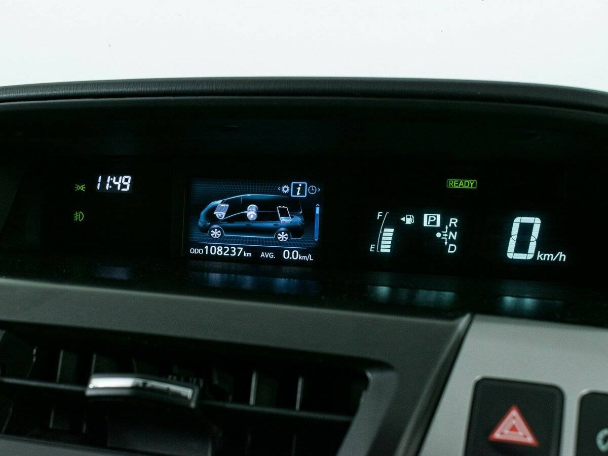 Купить Toyota Prius Alpha, 2017, 108 500 км, фото №13