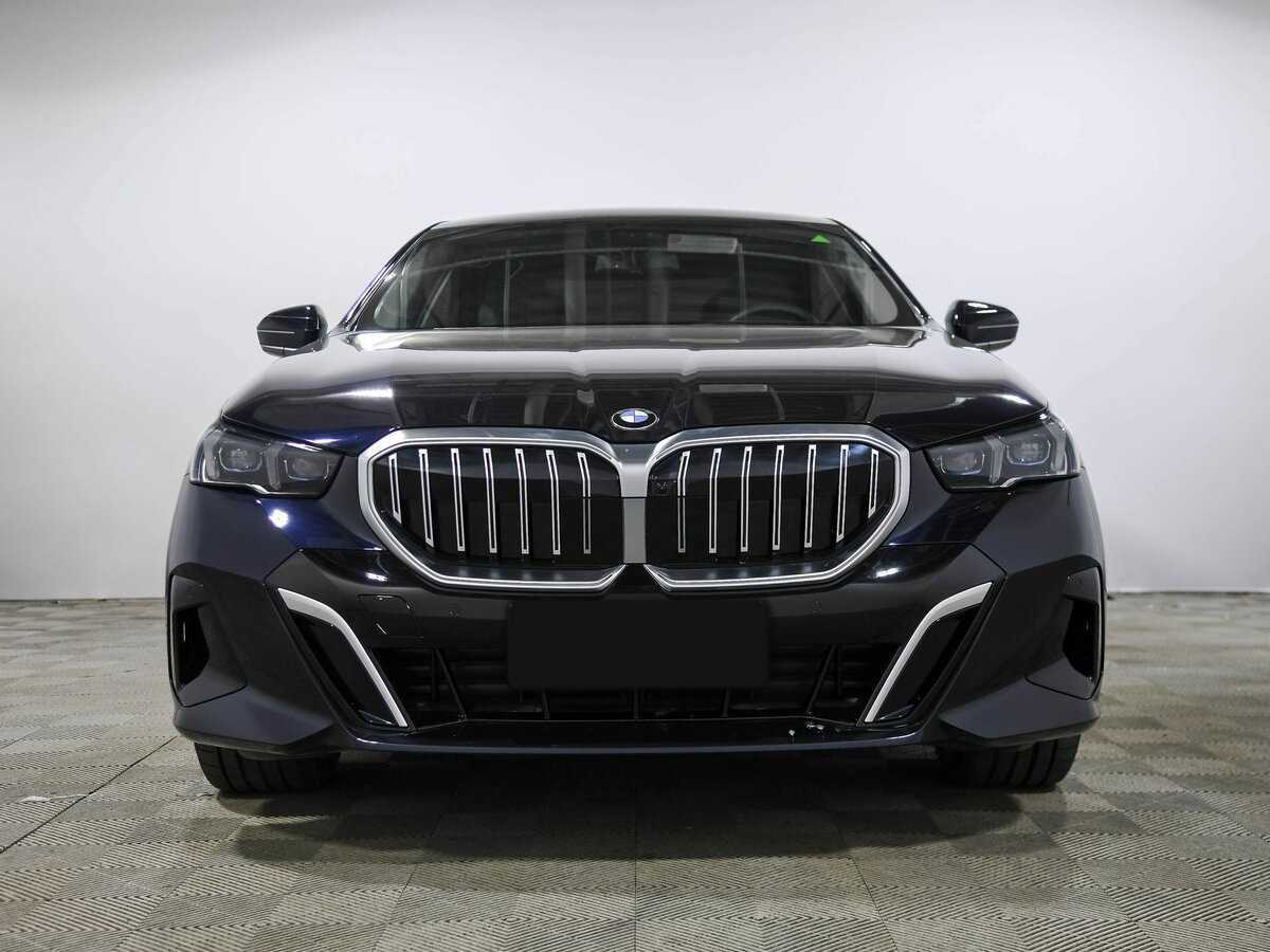 Купить BMW 5 серии Long 530Li, 2024, 35 км, фото №2