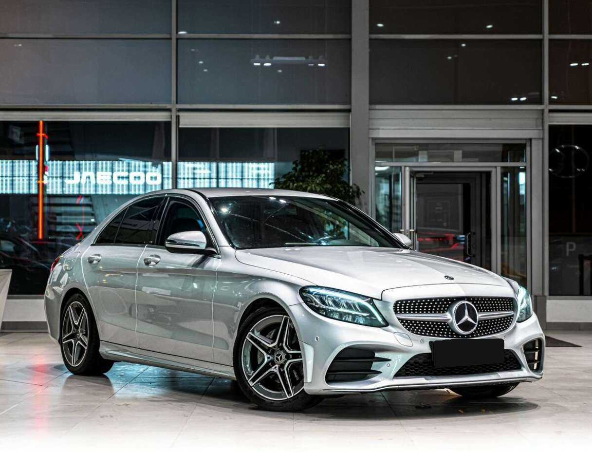 Купить Mercedes-Benz C-Класс 180, 2018, 91 000 км, фото №2