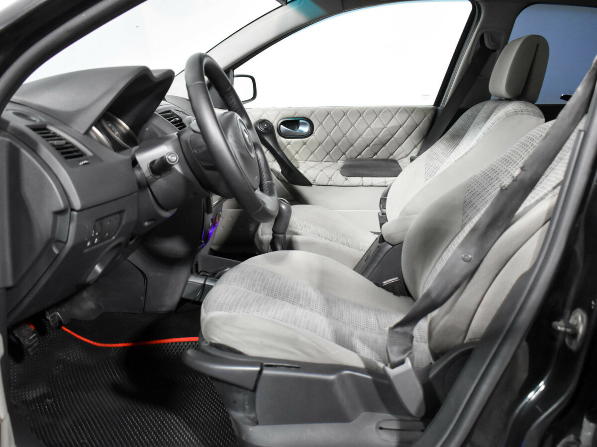 Купить Renault Megane II Рестайлинг, 2006, 389 927 км, фото №11