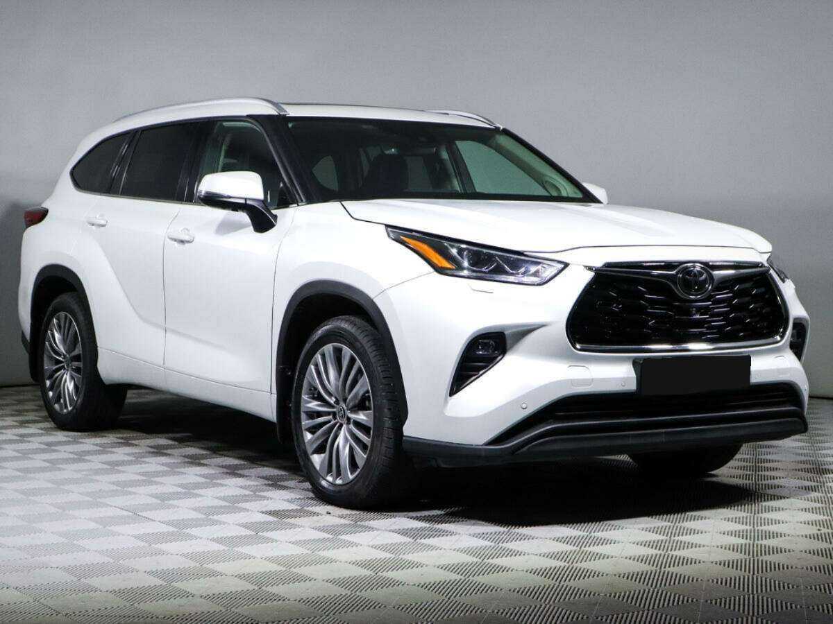 Купить Toyota Highlander, 2022, 4 278 км, фото №3
