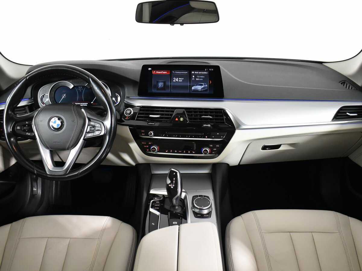 Купить BMW 5 серии 530d xDrive, 2018, 176 000 км, фото №15