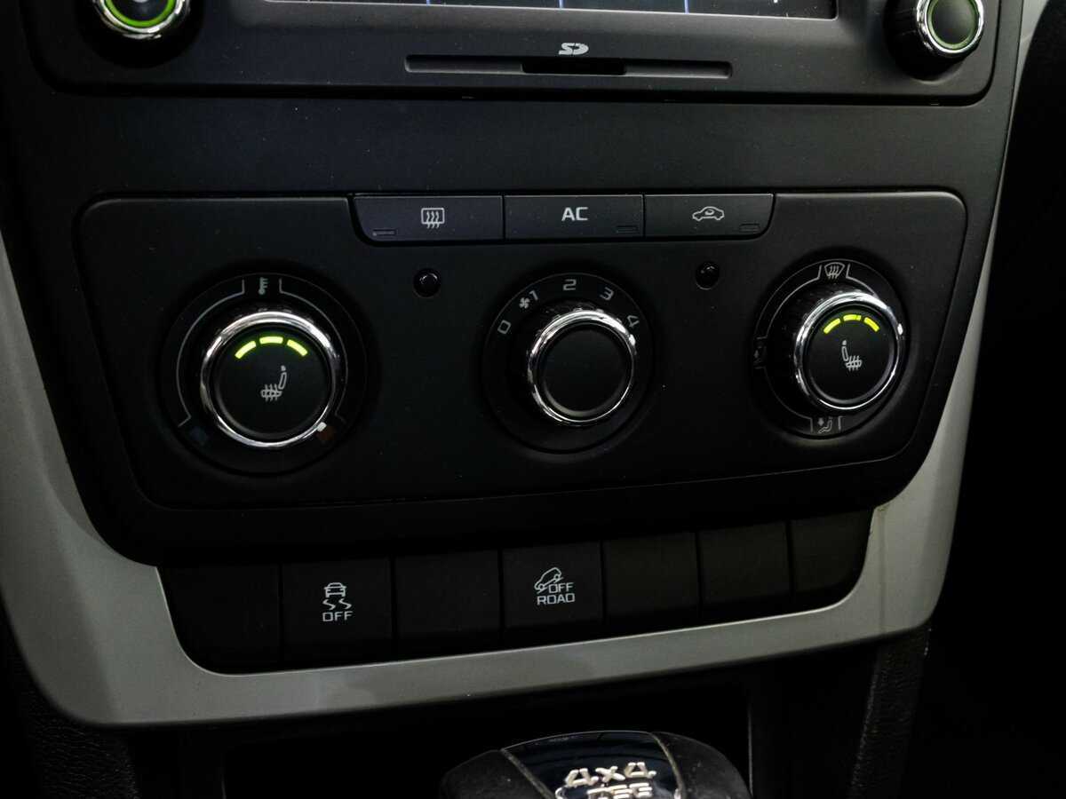 Купить Skoda Yeti, 2012, 205 560 км, фото №8