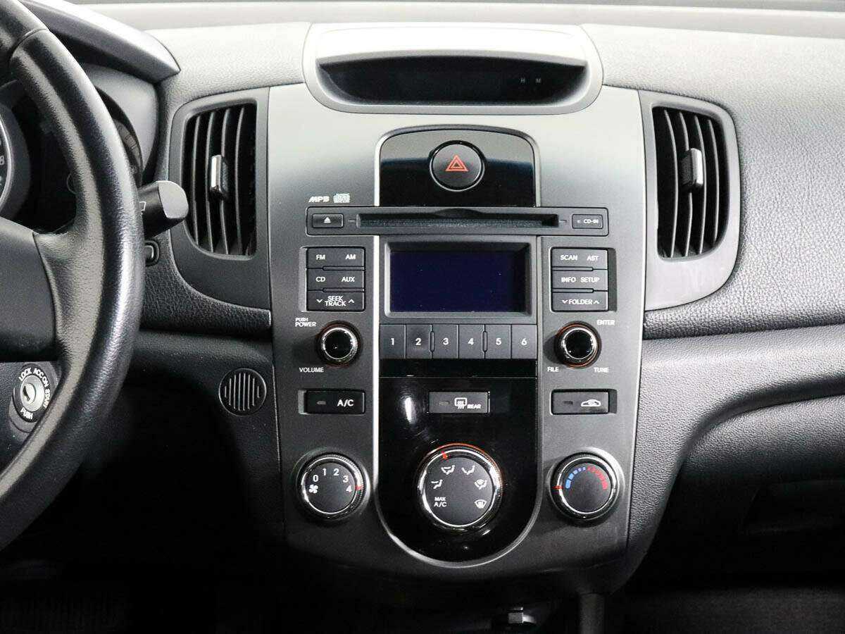 Купить Kia Cerato 6-speed, 2011, 145 149 км, фото №12
