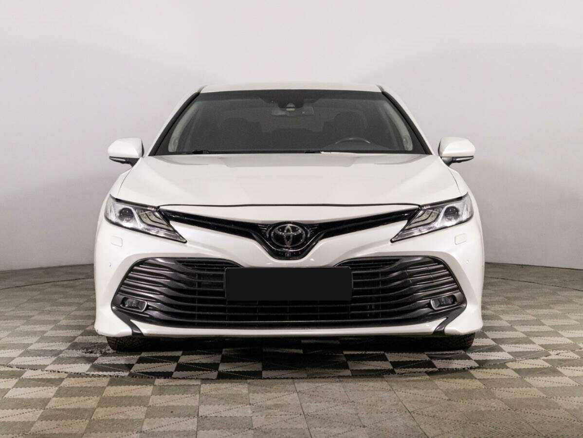 Купить Toyota Camry, 2018, 69 000 км, фото №2
