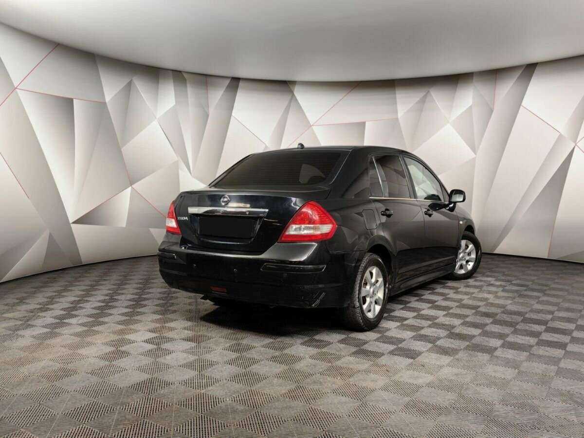 Купить Nissan Tiida, 2010, 299 325 км, фото №2