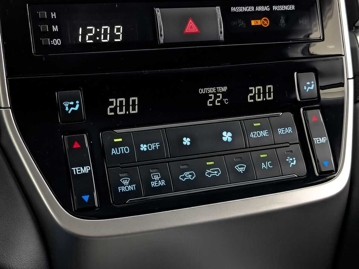 Купить Toyota Land Cruiser, 2020, 77 837 км, фото №19