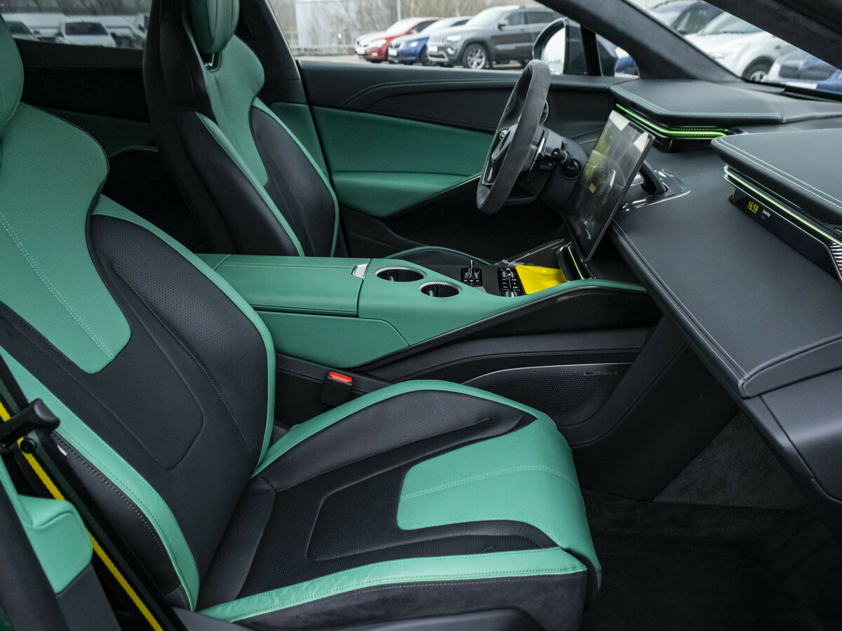 Купить Lotus Eletre R, 2023, 2 851 км, фото №9