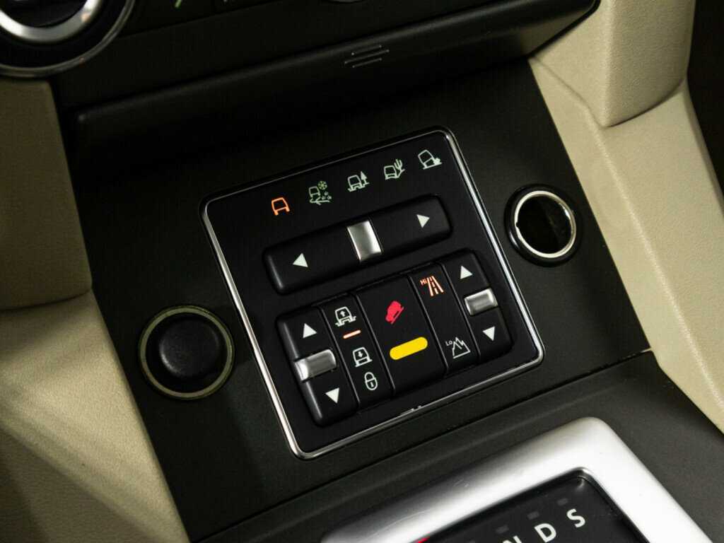 Купить Land Rover Discovery, 2013, 185 377 км, фото №25