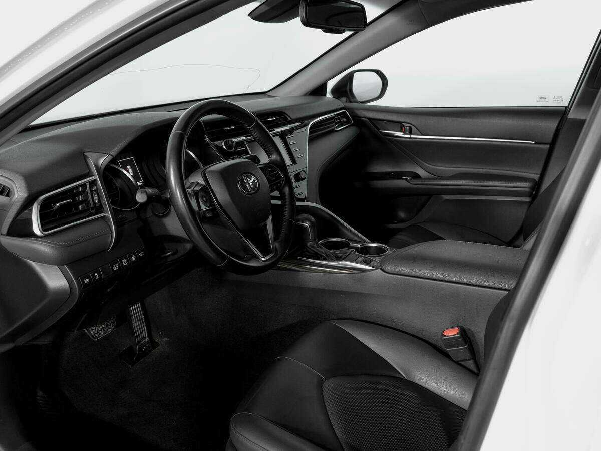 Купить Toyota Camry, 2019, 100 399 км, фото №16