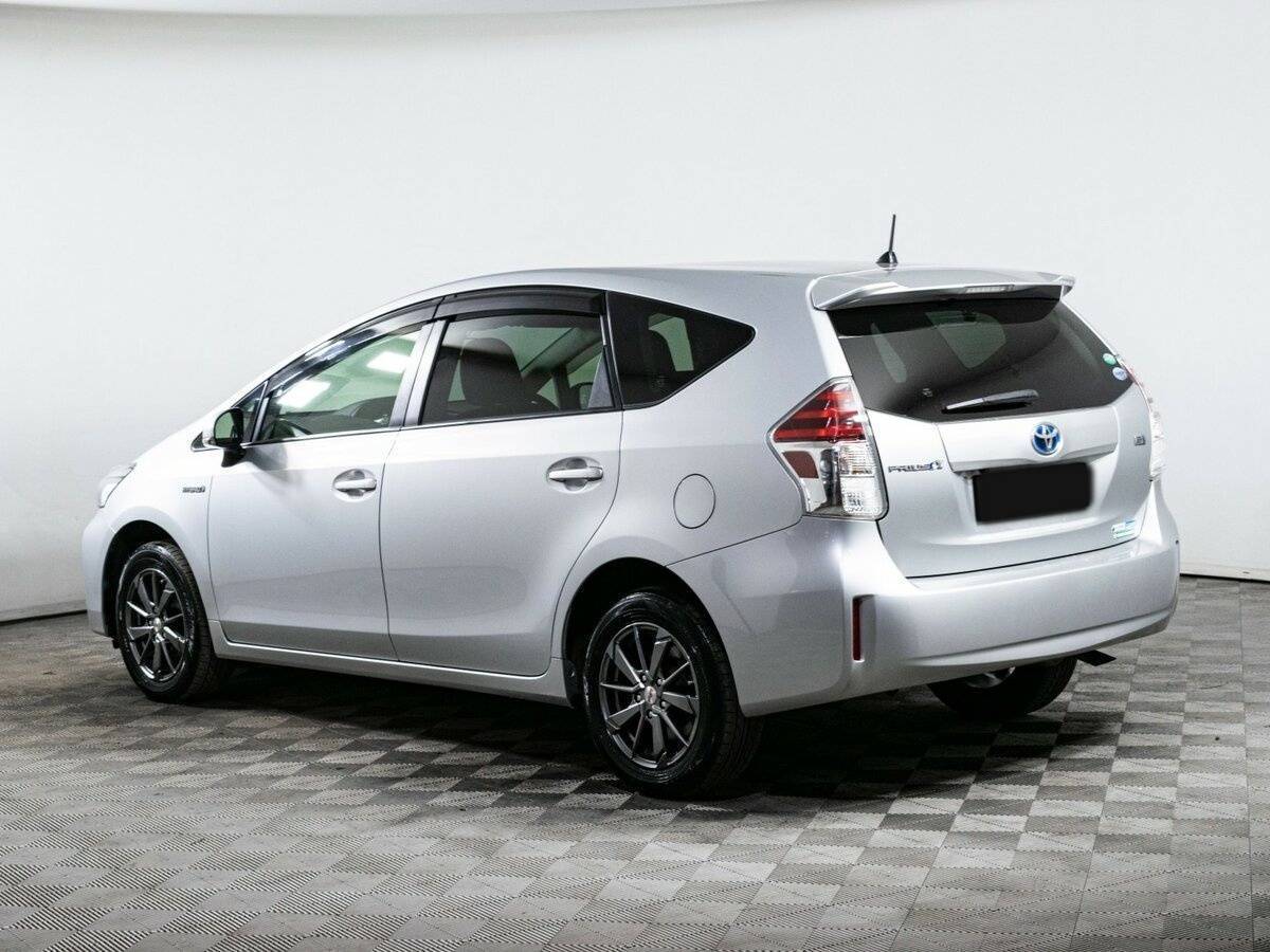 Купить Toyota Prius Alpha, 2017, 108 500 км, фото №7