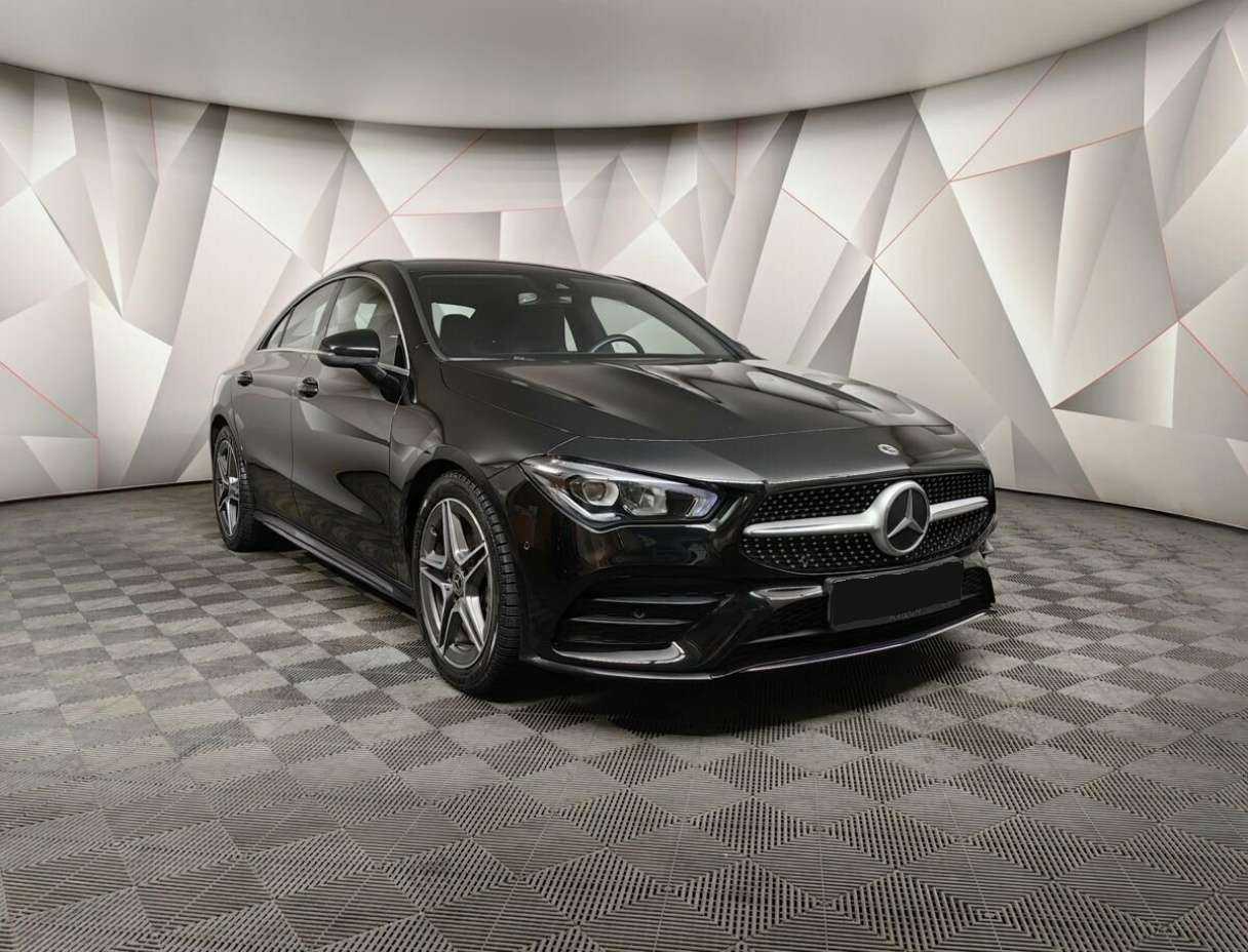 Купить Mercedes-Benz CLA 200, 2020, 65 979 км, фото №3