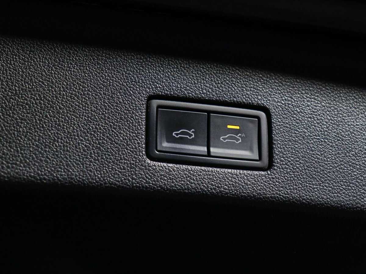 Купить Volkswagen Touareg, 2021, 81 001 км, фото №18