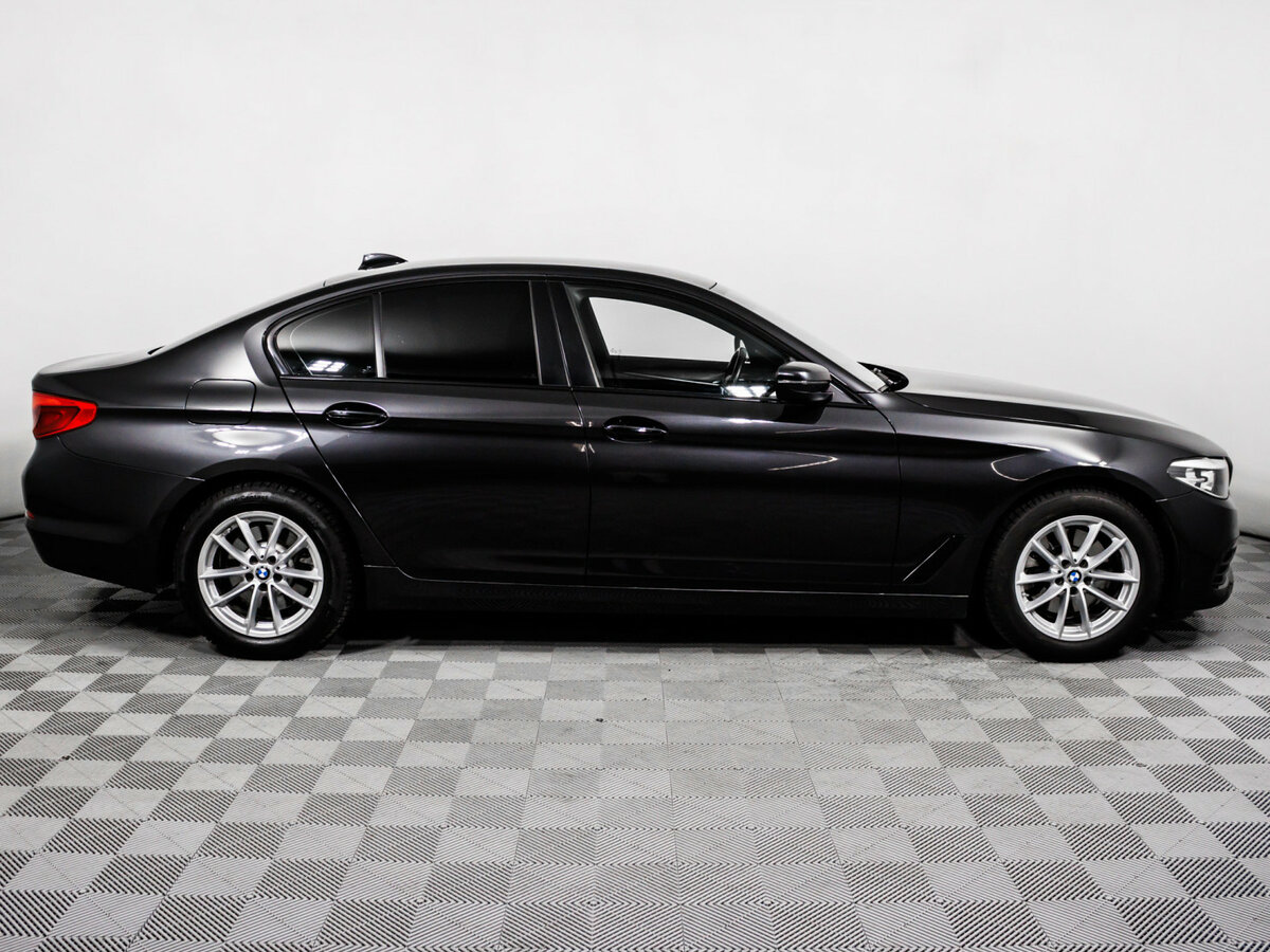 Купить BMW 5 серии 520d xDrive VII (G30/G31/G38), 2017, 93 315 км, фото №4