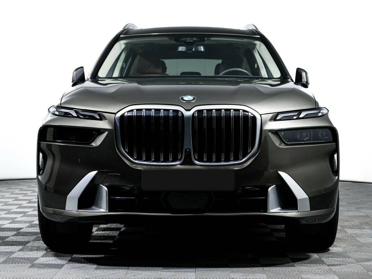Купить BMW X7 40i, 2022, 4 296 км, фото №2
