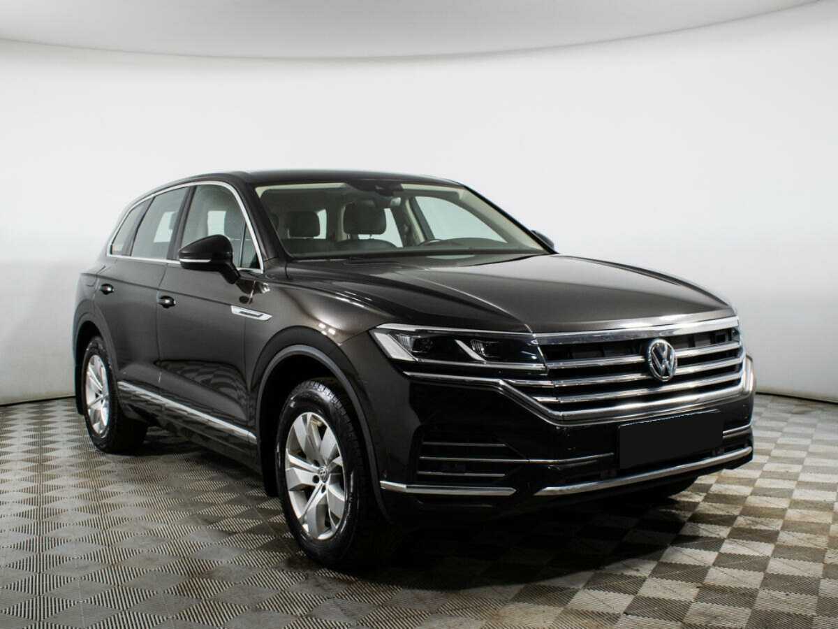 Купить Volkswagen Touareg, 2019, 143 645 км, фото №3