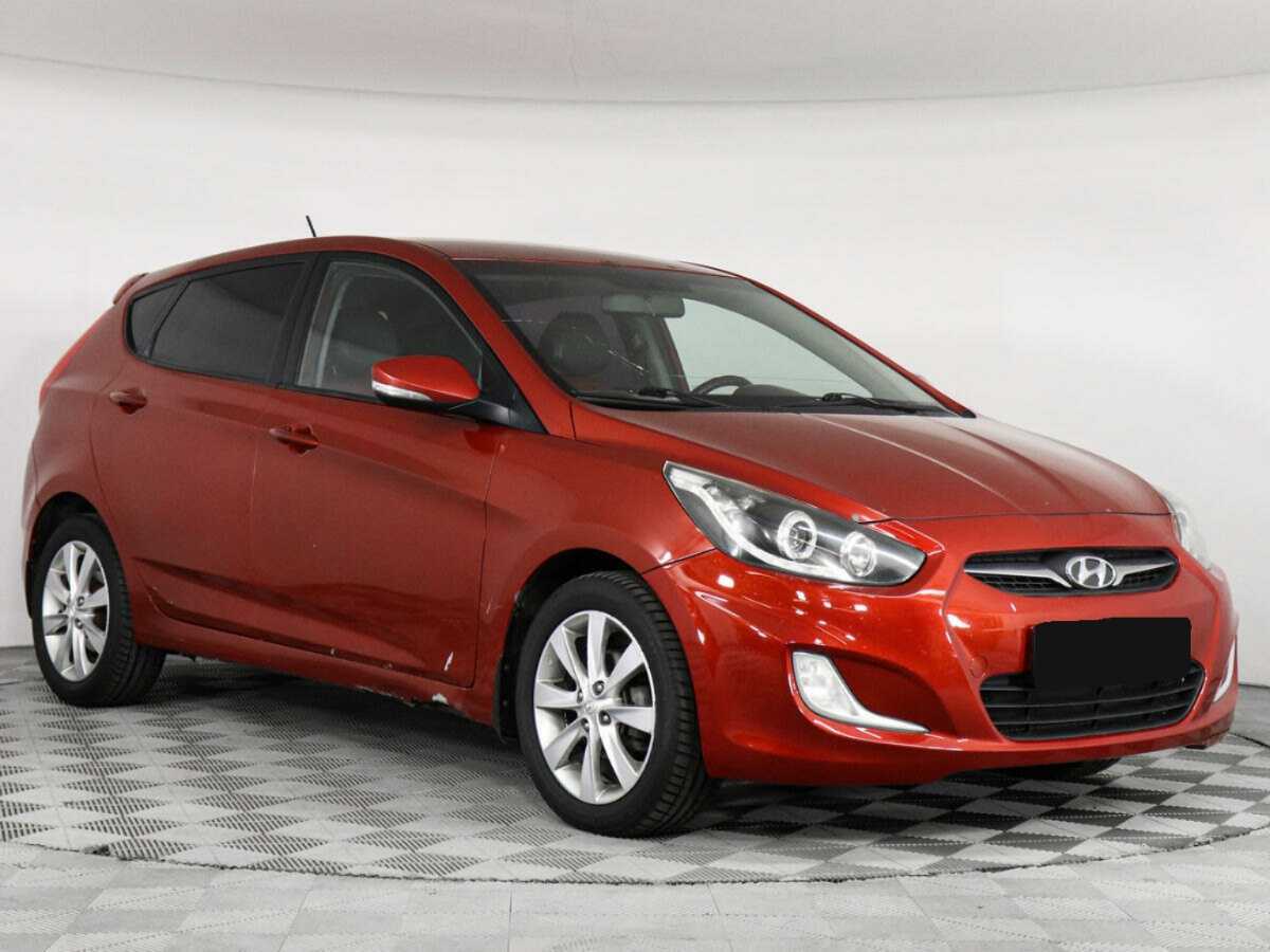 Купить Hyundai Solaris, 2011, 164 605 км, фото №2