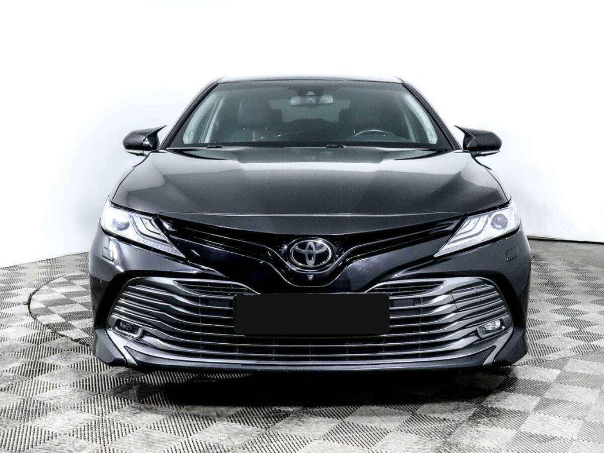 Купить Toyota Camry, 2018, 63 300 км, фото №2
