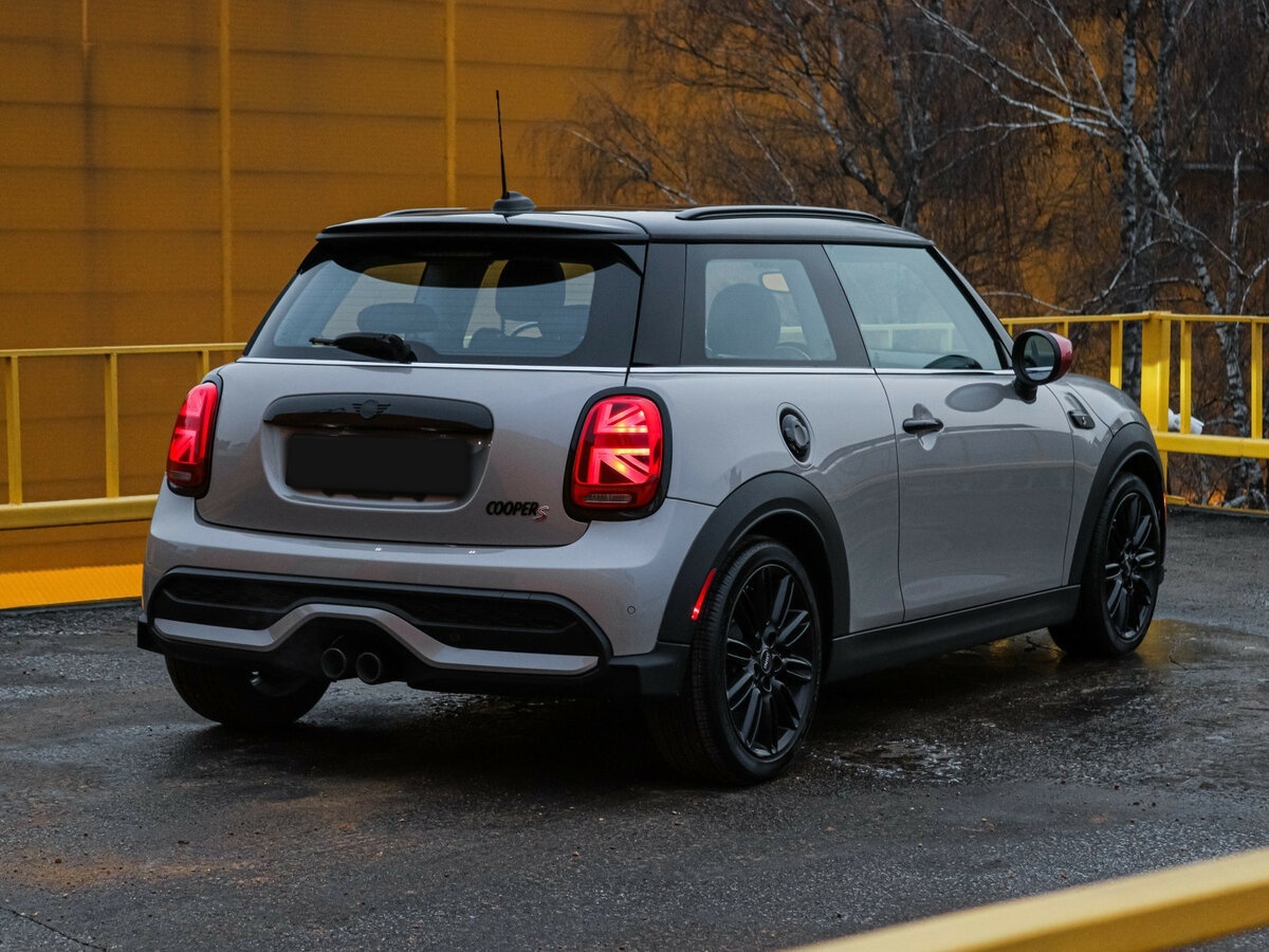 Купить Mini Hatch Cooper S III (F55/F56) Рестайлинг 2, 2024, 12 342 км, фото №3