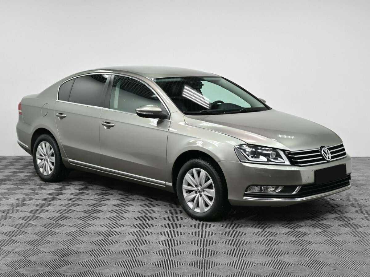 Купить Volkswagen Passat, 2014, 120 000 км, фото №3